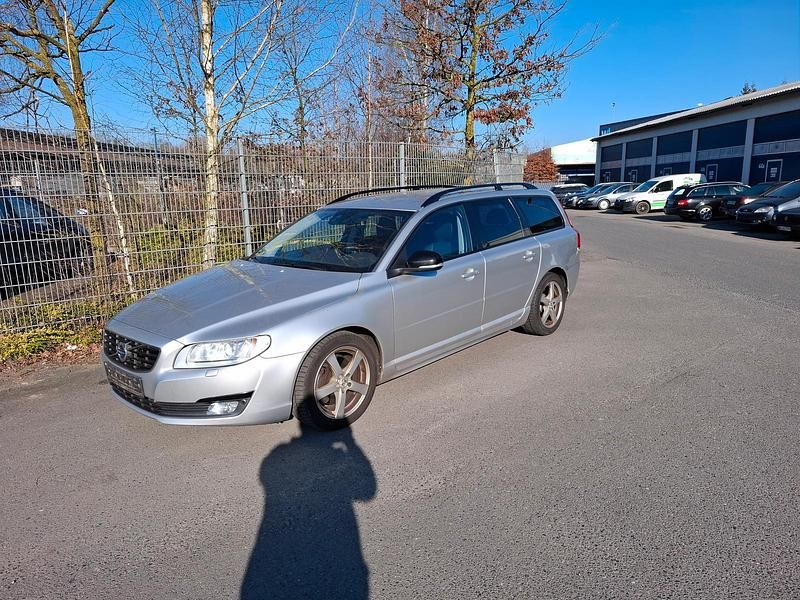 Gebraucht Volvo V70 210 PS (154 kW) 2014 Silber Kombi