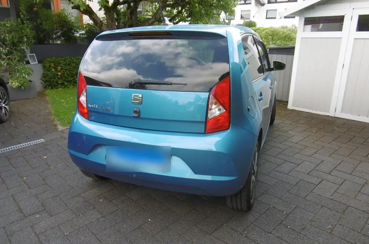 Gebraucht Seat Mii Electric 61 kW (83 PS) 2021 Blau Kleinwagen