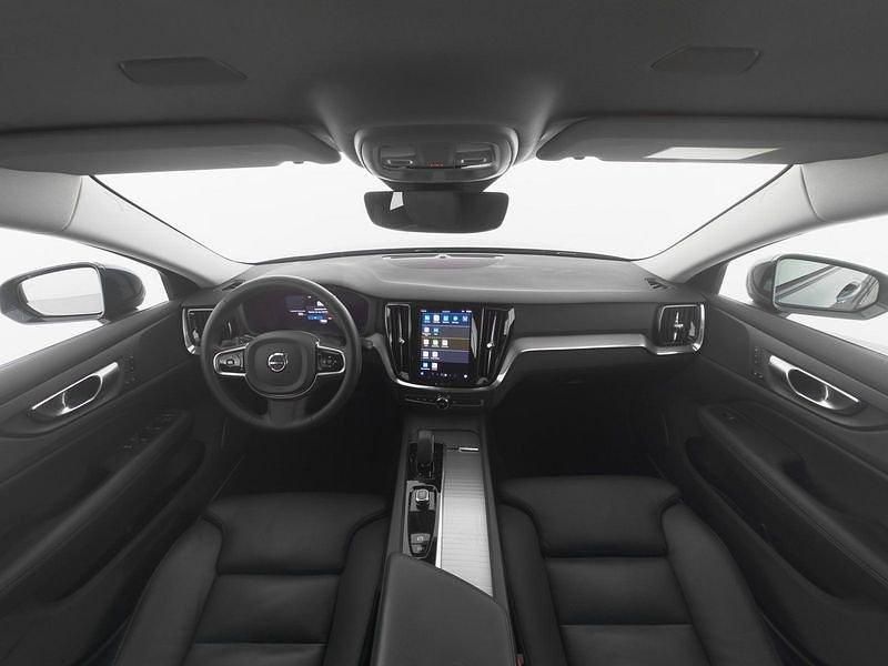 Gebraucht Volvo V60 CC Plus 197 PS (144 kW) 2023 Blau Kombi