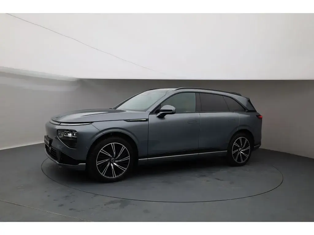 Ny XPENG G9 AWD Performance 422 kW (575 HK) 2026 Grå SUV
