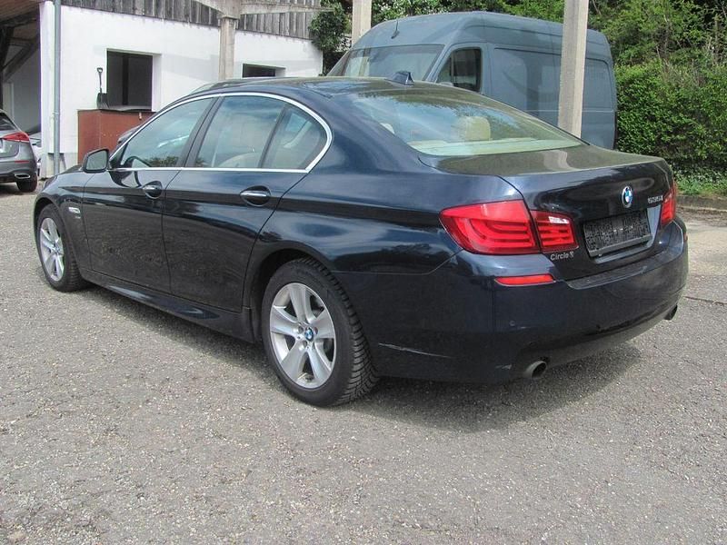 Gebraucht BMW 535 306 PS (225 kW) 2011 Blau Limousine