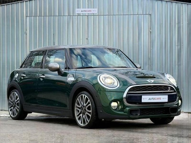Second-hand Mini Cooper S Chili 192 CP (141 kW) 2017 Verde Hatchback