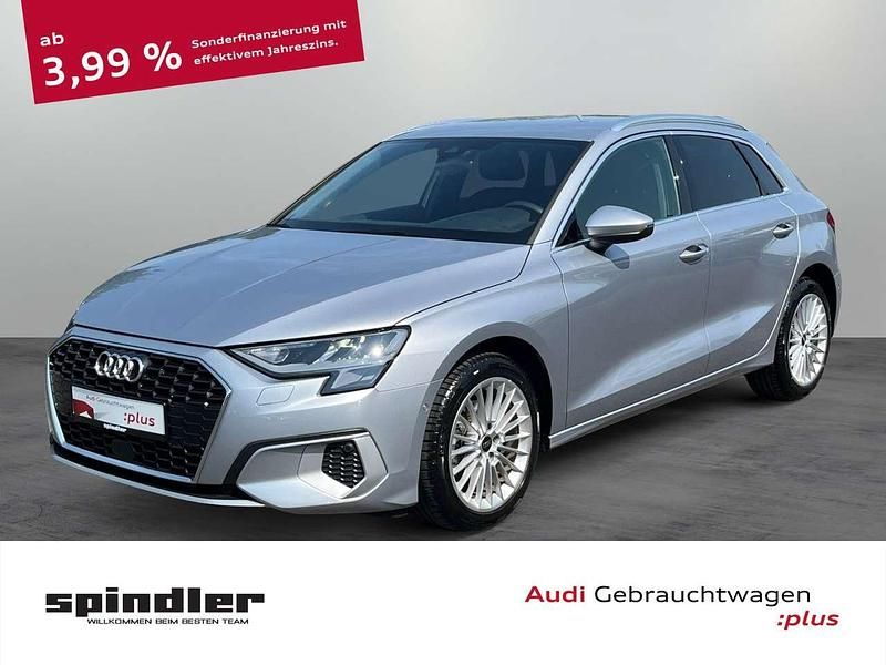 Florettsilber metallic Gebraucht 2024 Audi A3 Advanced Plus Limousine | 29.480 € (Superpreis) - Bild 1/4