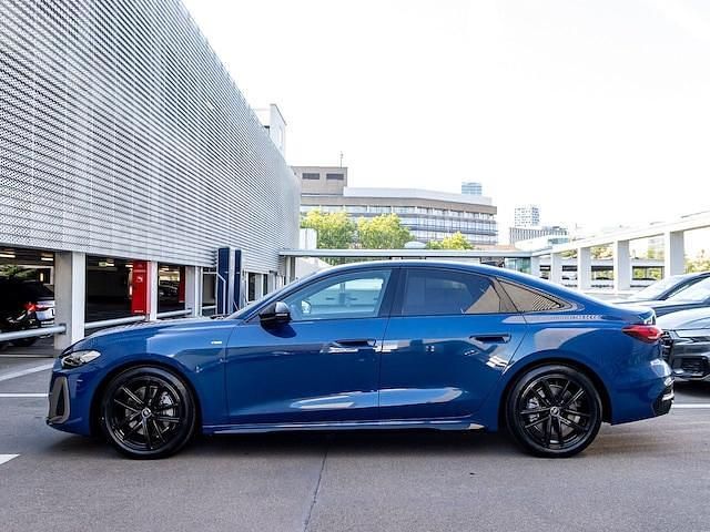 Gebraucht Audi A5 Ambiente 204 PS (150 kW) 2025 Ascariblau metallic Limousine