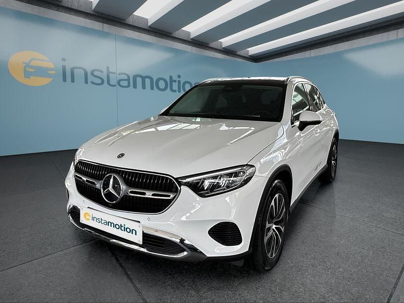 Weiß Gebraucht 2024 Mercedes GLC220 SUV | 52.649 € (Fairer Preis) - Bild 1/4