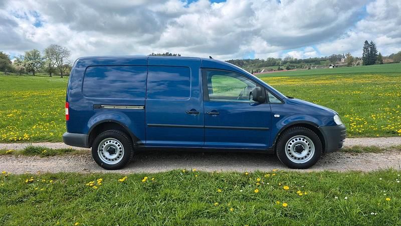 Second-hand VW Caddy 102 CP (75 kW) 2010 Albastru Monovolum