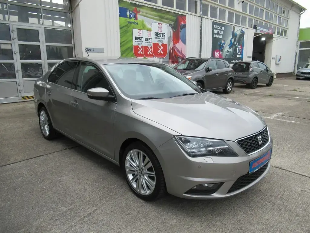 Gebraucht Seat Toledo XCELLENCE 125 PS (91 kW) 2017 Cappuccino beige met. Kleinwagen