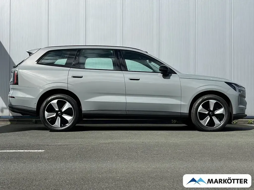 Neu Volvo EX90 Core 300 kW (408 PS) 2026 Grau SUV