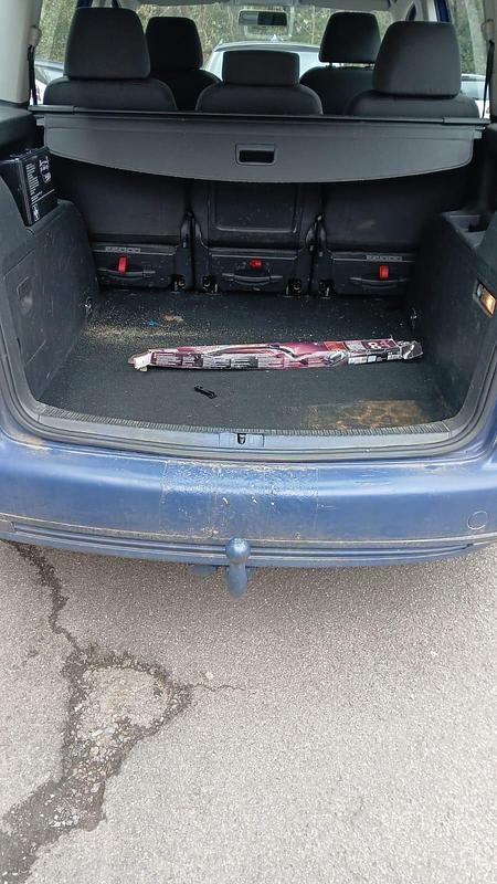 Gebraucht VW Touran 101 PS (74 kW) 2009 Blau Van / Kleinbus