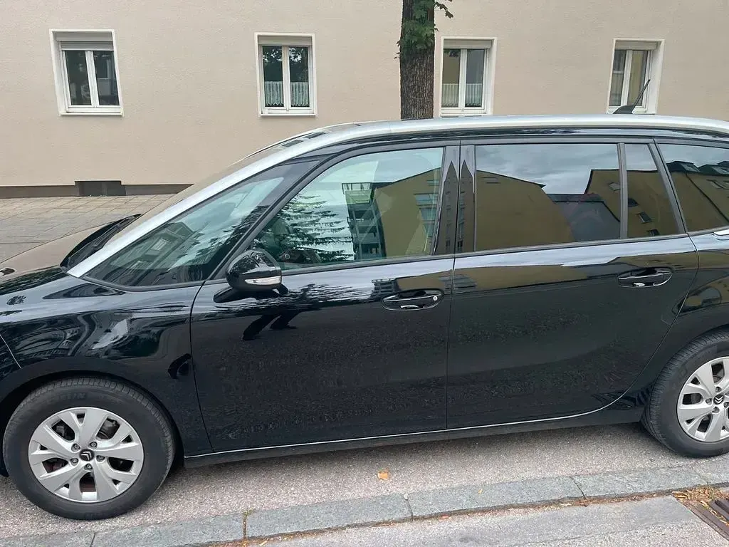 Gebraucht Citroën C4 SpaceTourer Feel 131 PS (96 kW) 2021 Schwarz Van / Kleinbus