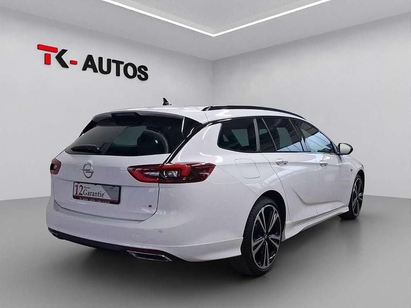 Gebraucht Opel Insignia Ultimate 174 PS (127 kW) 2022 Jade weiss/arktis weiss Kombi
