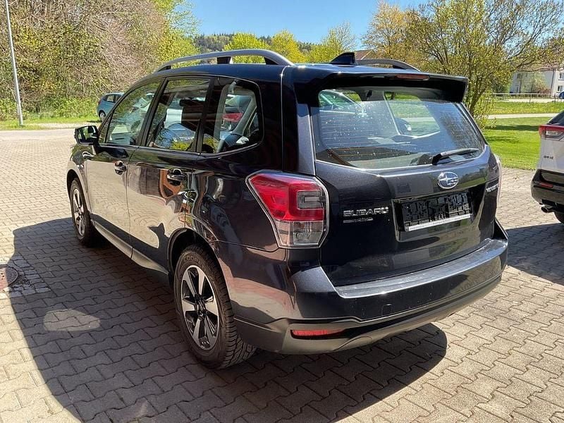 Gebraucht Subaru Forester Comfort 150 PS (110 kW) 2019 Grau SUV
