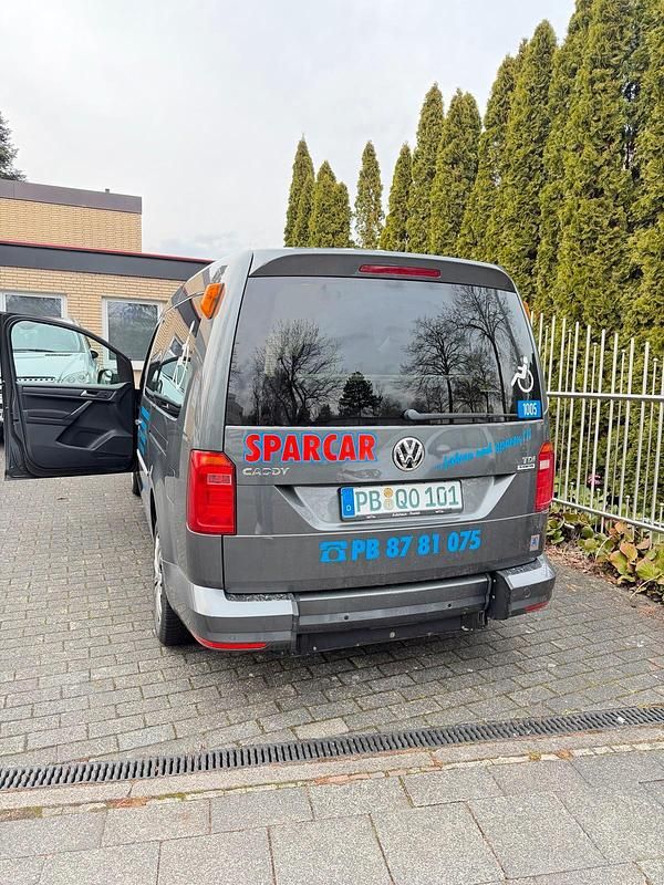 Gebraucht VW Caddy Maxi 102 PS (75 kW) 2016 Grau Van / Kleinbus