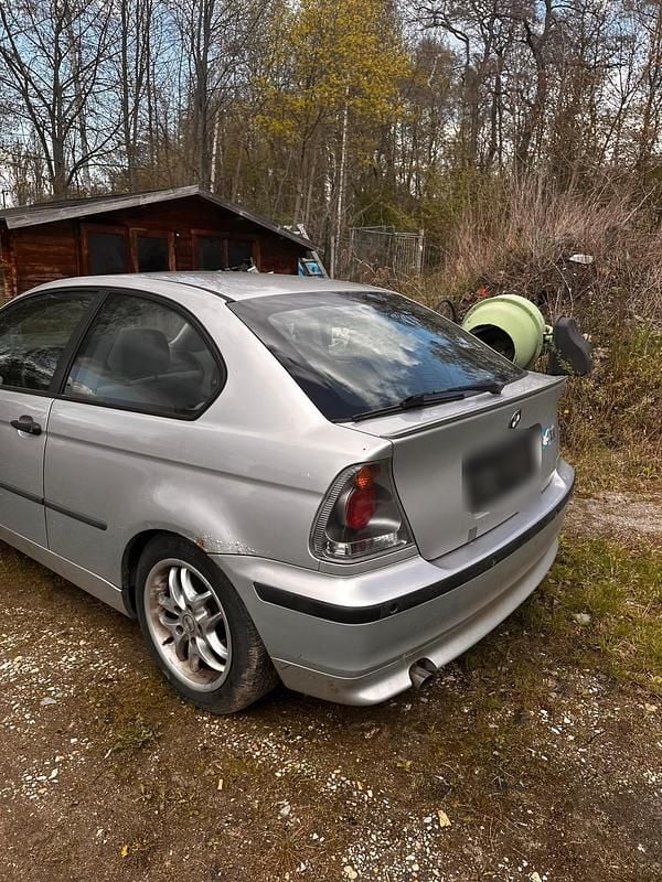 Occasion BMW 318 143 ch (105 kW) 2002 Argent Coupé