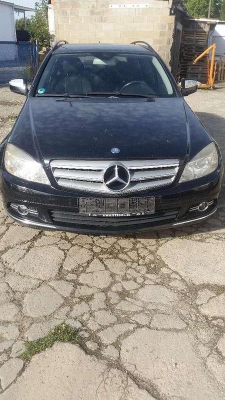 Obsidianschwarz metalliclack Gebraucht 2008 Mercedes C220 Kombi | 3.000 € (Fairer Preis) - Bild 1/4