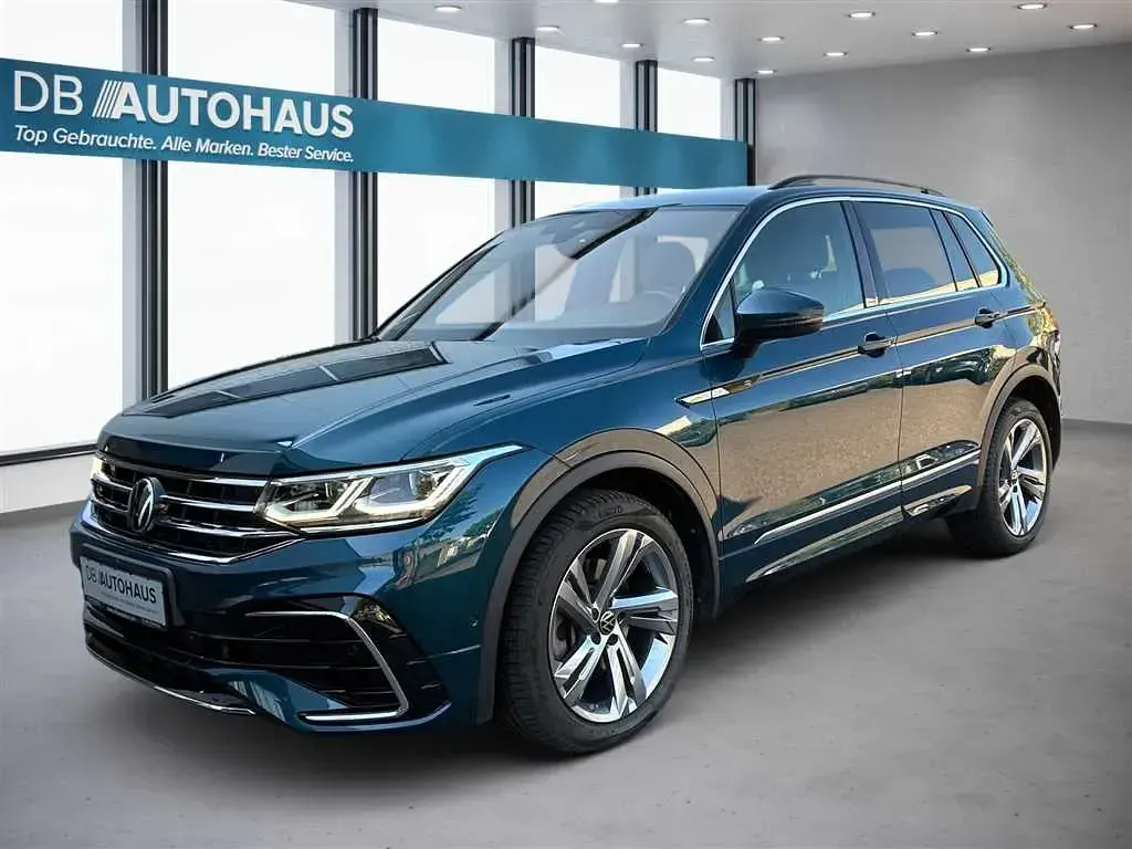 Gebraucht VW Tiguan R-line 245 PS (180 kW) 2024 SUV