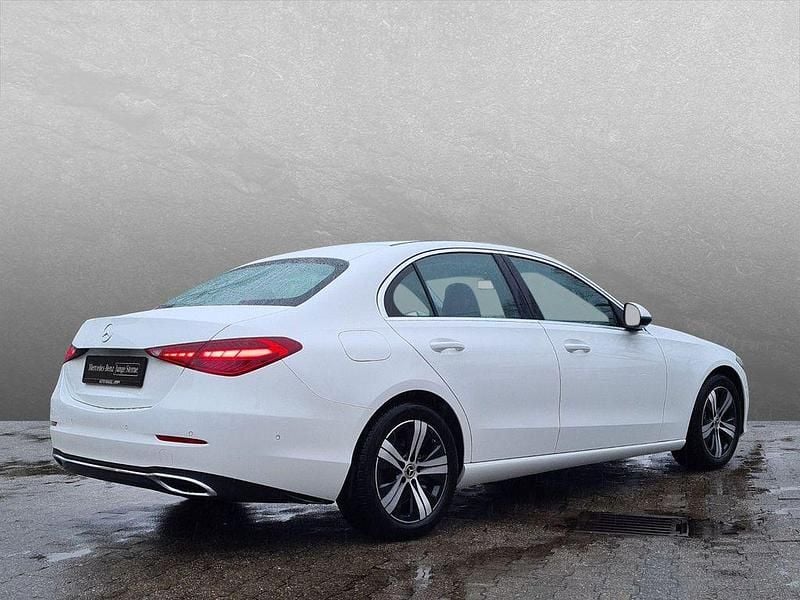 Second-hand Mercedes C180 Advanced Plus 170 CP (125 kW) 2025 Alb Berlinǎ