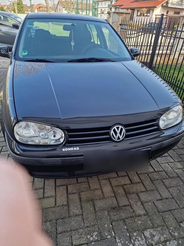 Gebraucht VW Golf IV 101 PS (74 kW) 2000 Schwarz Kleinwagen