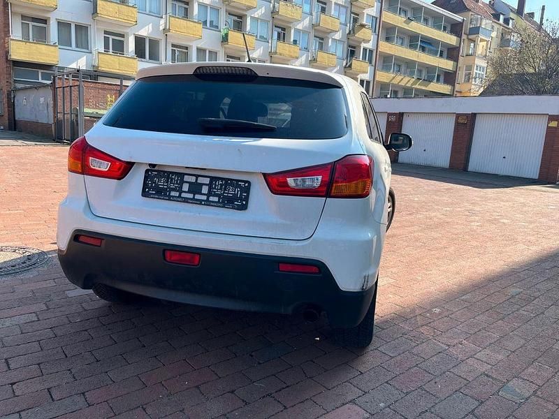 Gebraucht Mitsubishi ASX Edition 150 PS (110 kW) 2012 SUV