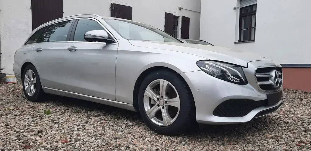 Usata Mercedes E250 Avantgarde 211 CV (155 kW) 2017 Argento Berlina