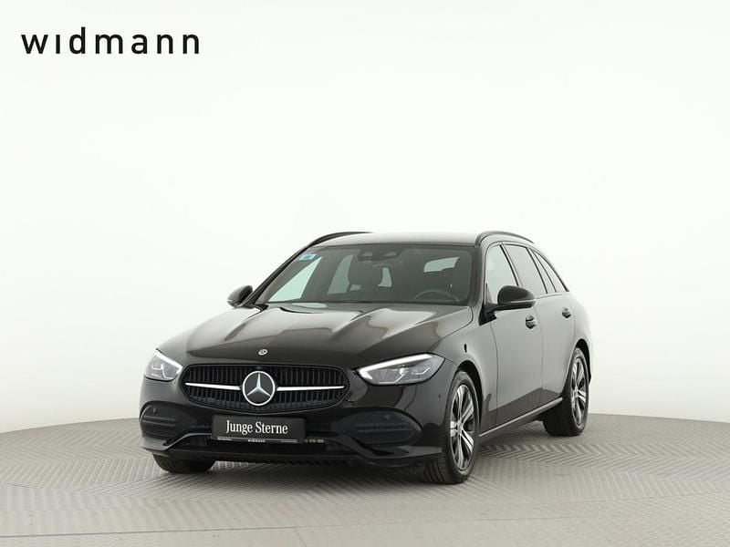 Unilack schwarz Gebraucht 2022 Mercedes C220 Avantgarde Kombi | 29.850 € (Guter Preis) - Bild 1/4
