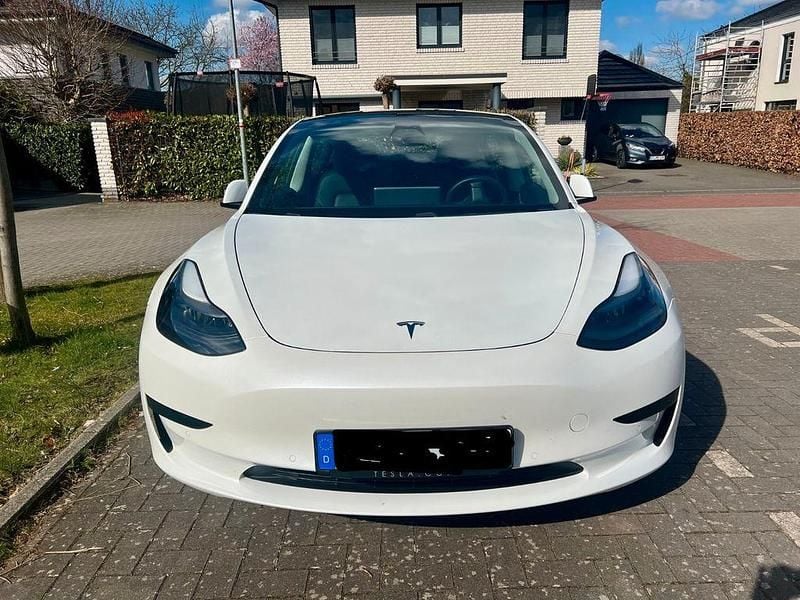 Gebraucht Tesla Model 3 208 kW (283 PS) 2023 Weiß Limousine