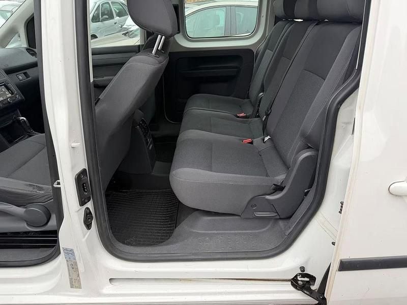 Second-hand VW Caddy Comfortline 102 CP (75 kW) 2015 Alb Monovolum