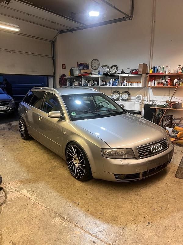 Gebraucht Audi A4 S-Line 163 PS (119 kW) 2003 Silber Kombi