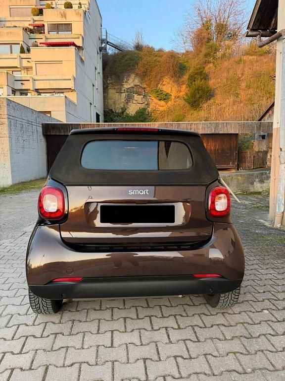 Gebraucht Smart ForTwo Cabrio 71 PS (52 kW) 2018 Braun Cabrio