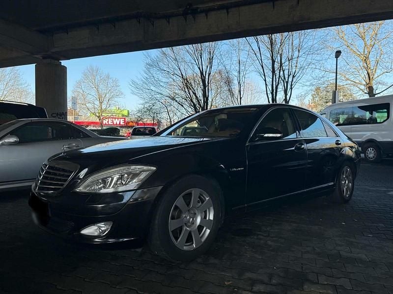 Gebraucht Mercedes S320 235 PS (172 kW) 2009 Schwarz Limousine