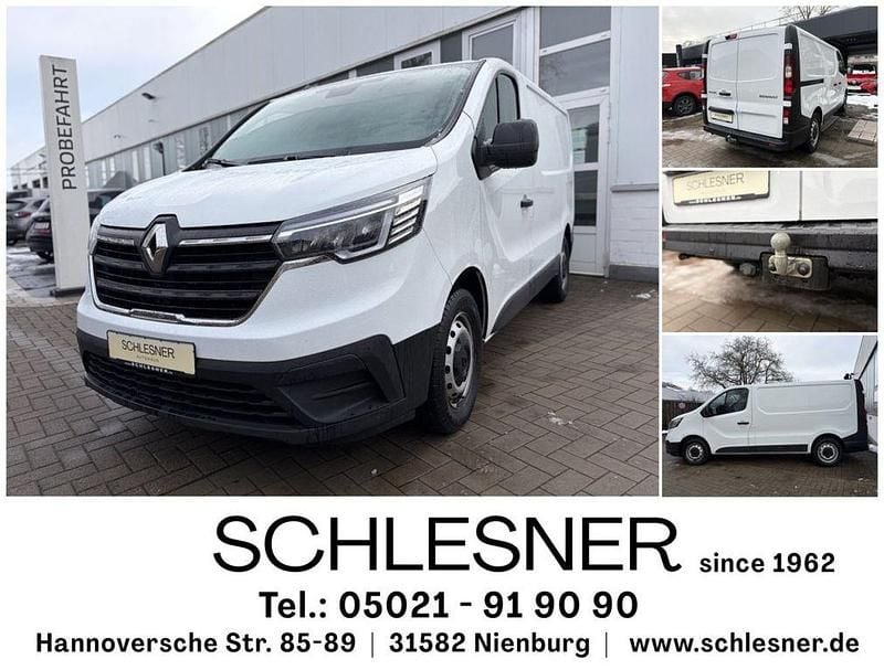Gebraucht Renault Trafic Komfort 150 PS (110 kW) 2022 Gletscherweiß Van / Kleinbus