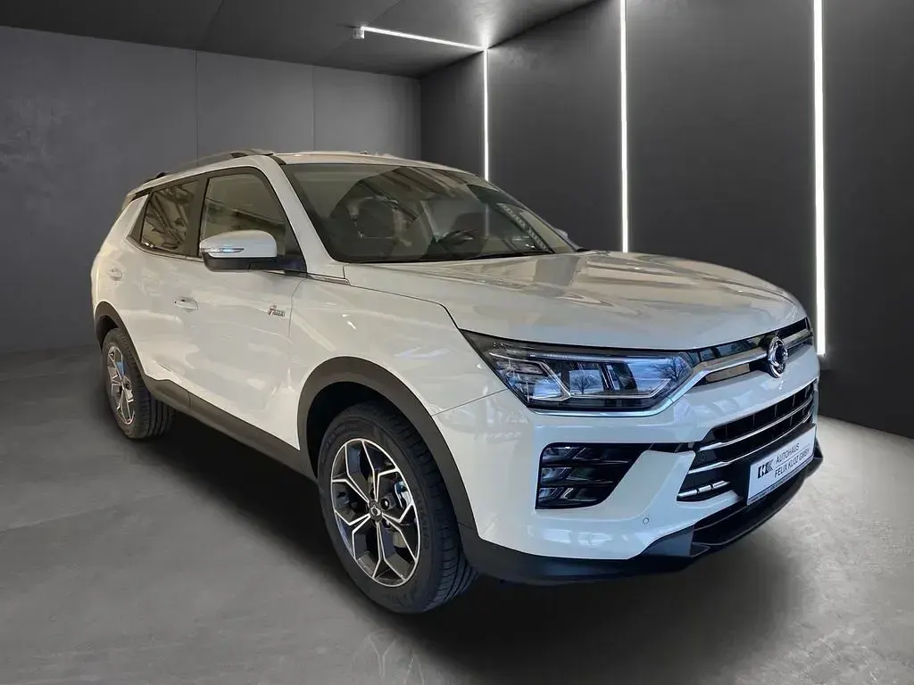 Gebraucht SsangYong Korando Quartz 163 PS (119 kW) 2024 Weiß SUV