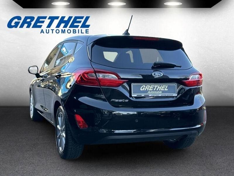 Gebraucht Ford Fiesta Titanium 101 PS (74 kW) 2019 Schwarz Kleinwagen