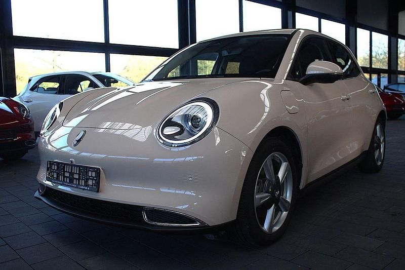 Beige Gebraucht 2023 Ora 03 Kleinwagen | 20.490 € (Superpreis) - Bild 1/4