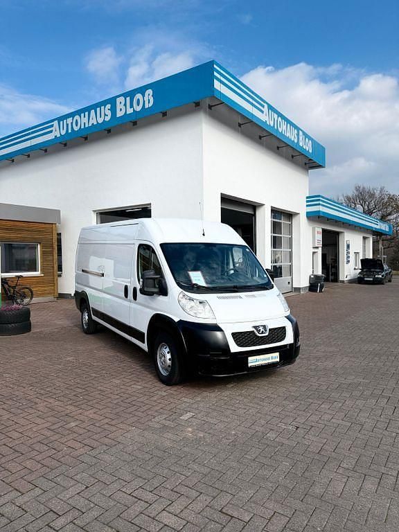 Gebraucht Peugeot Boxer 120 PS (88 kW) 2009 Weiß Van