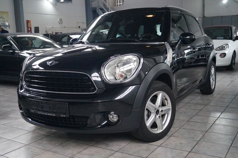 Schwarz Gebraucht 2013 Mini One Countryman SUV | 8.990 € (Fairer Preis) - Bild 1/4