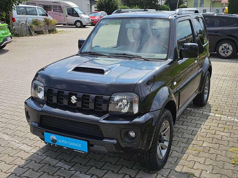 Schwarz Gebraucht 2017 Suzuki Jimny Style SUV | 19.999 € (Etwas zu teuer) - Bild 1/4