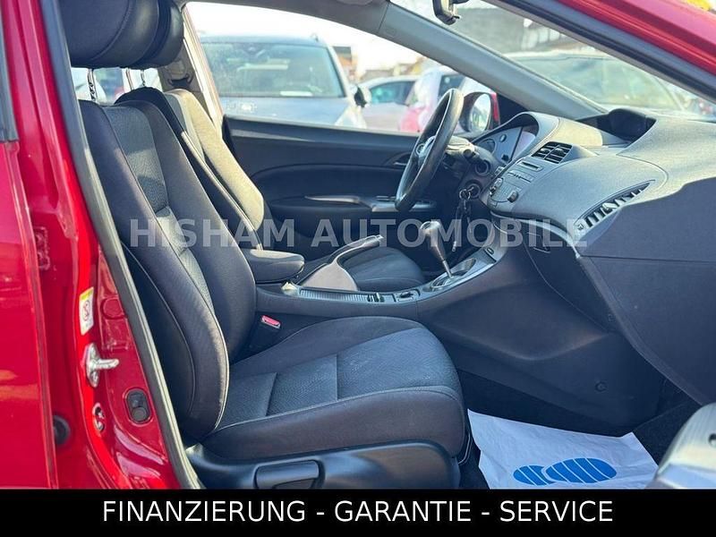 Gebraucht Honda Civic Comfort 99 PS (72 kW) 2010 Rot Limousine