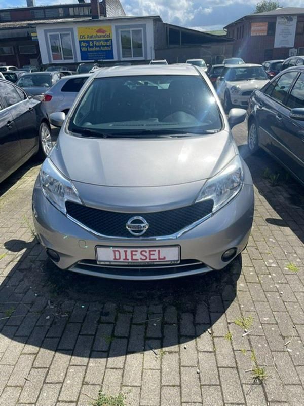 Grau Gebraucht 2016 Nissan Note Van / Kleinbus | 4.990 € (Fairer Preis) - Bild 1/4