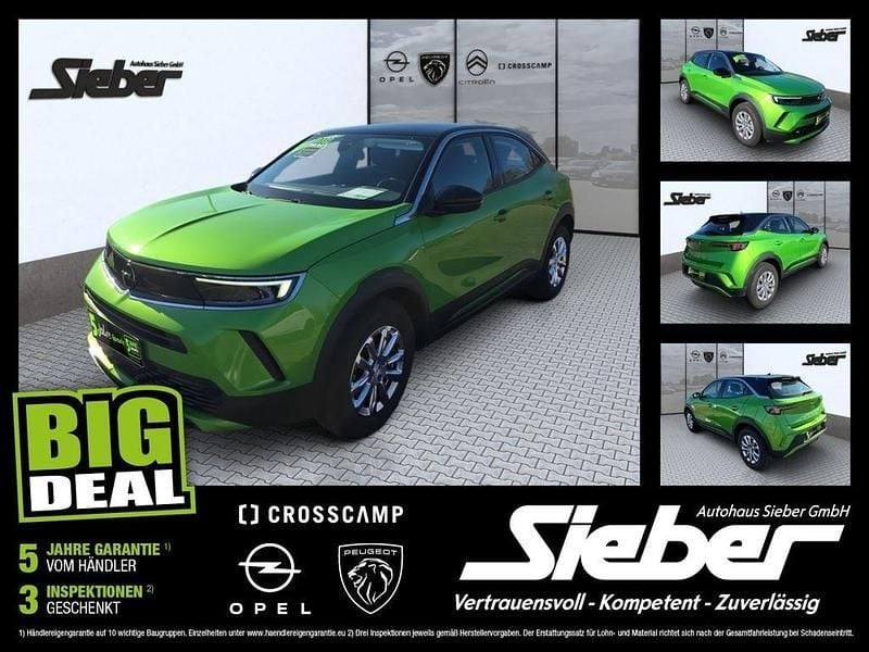 Matcha green/ikone gruen Gebraucht 2022 Opel Mokka-e Edition SUV | 16.490 € (Superpreis) - Bild 1/4