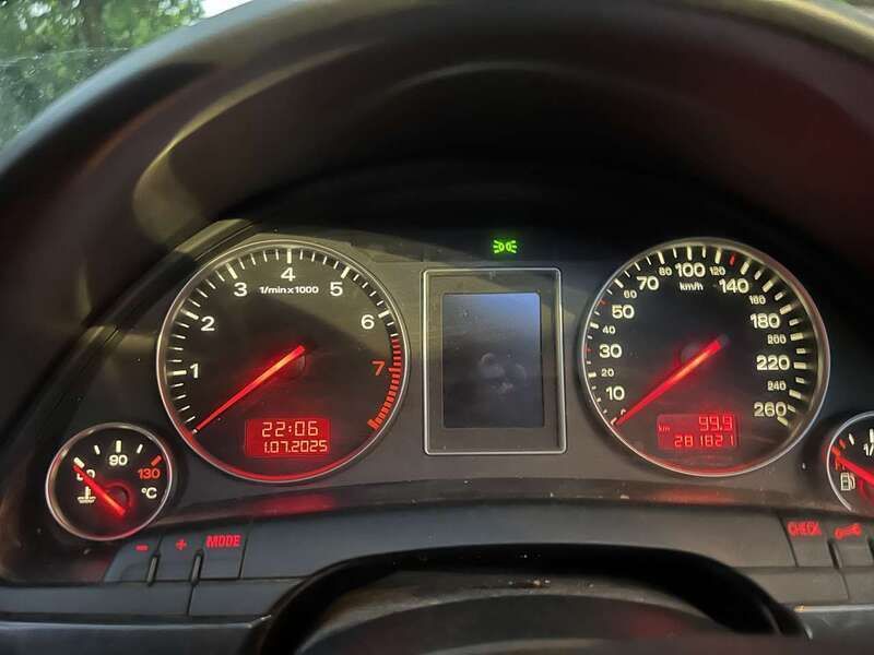 Gebraucht 2004 Audi A4 Limousine | 800 € (Guter Preis) - Bild 1/4