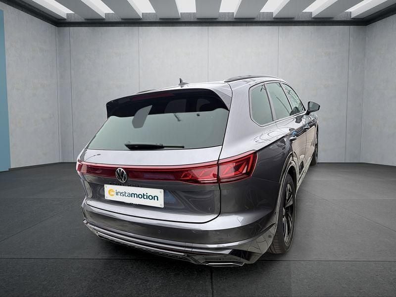 Gebraucht VW Touareg 286 PS (210 kW) 2025 Grau SUV