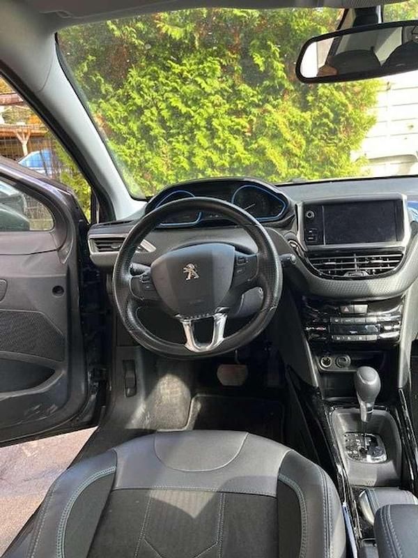 Gebraucht Peugeot 2008 Crossway 120 PS (88 kW) 2019 Gris platinium SUV