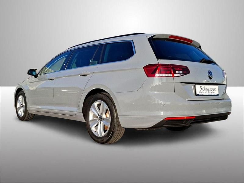 Gebraucht VW Passat Business 190 PS (139 kW) 2022 Mondsteingrau 1.do Kombi
