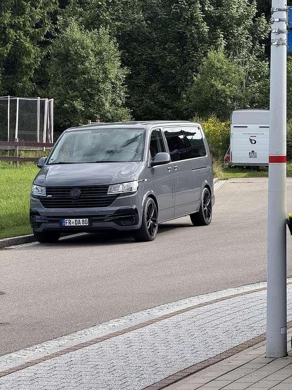 Gebraucht VW T6.1 83 kW (113 PS) 2021 Grau Van