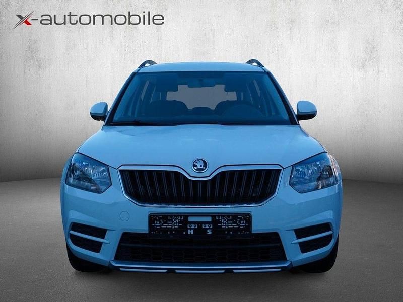 Gebraucht Skoda Yeti Active 110 PS (80 kW) 2016 Weiß bila laser/laser white SUV