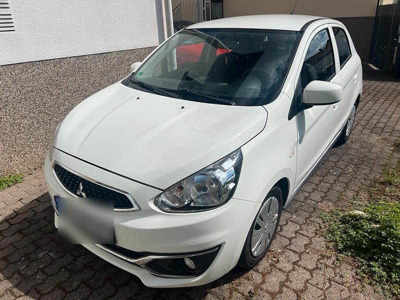 Weiß Gebraucht 2019 Mitsubishi Space Star Kleinwagen | 5.500 € (Guter Preis) - Bild 1/4