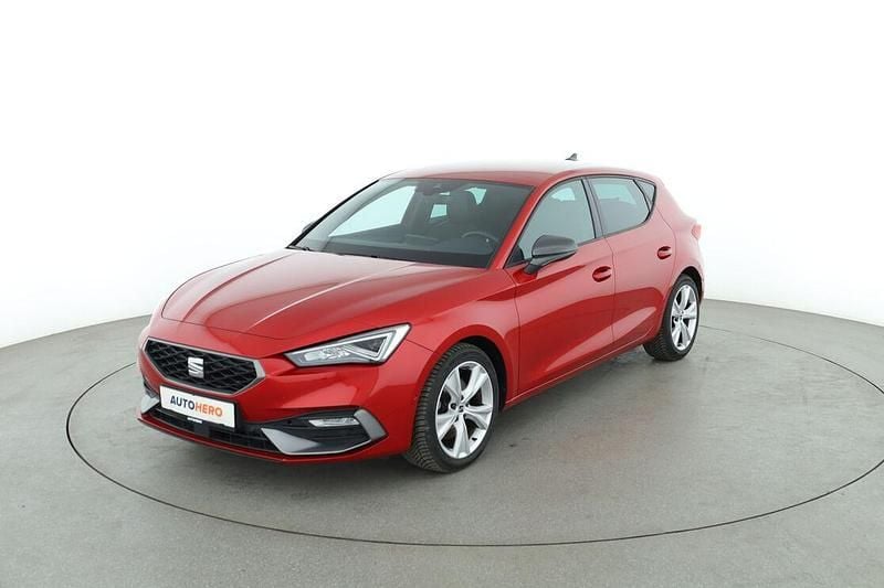 Rot Gebraucht 2021 Seat Leon FR Limousine | 18.490 € (Fairer Preis) - Bild 1/3