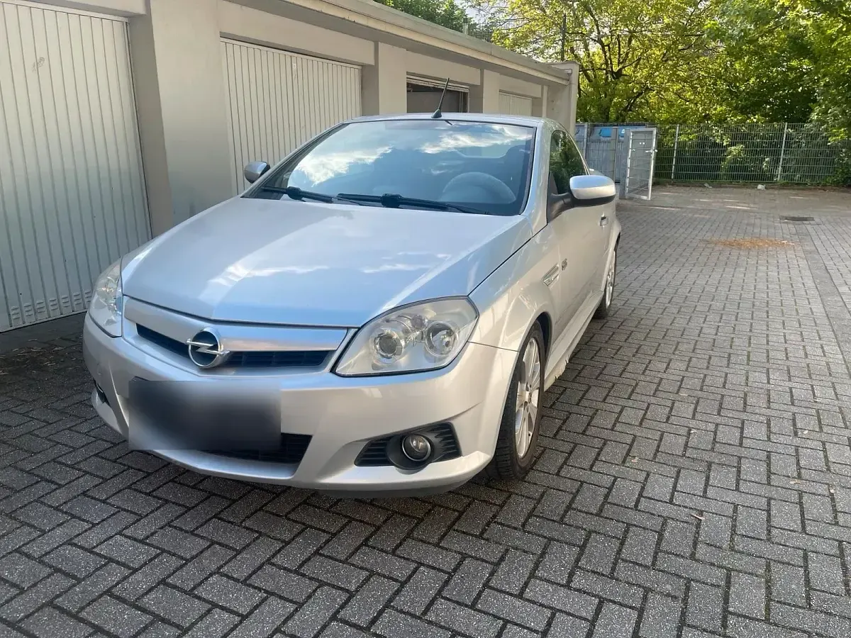 Gebraucht Opel Tigra 125 PS (91 kW) 2007 Grau Cabrio