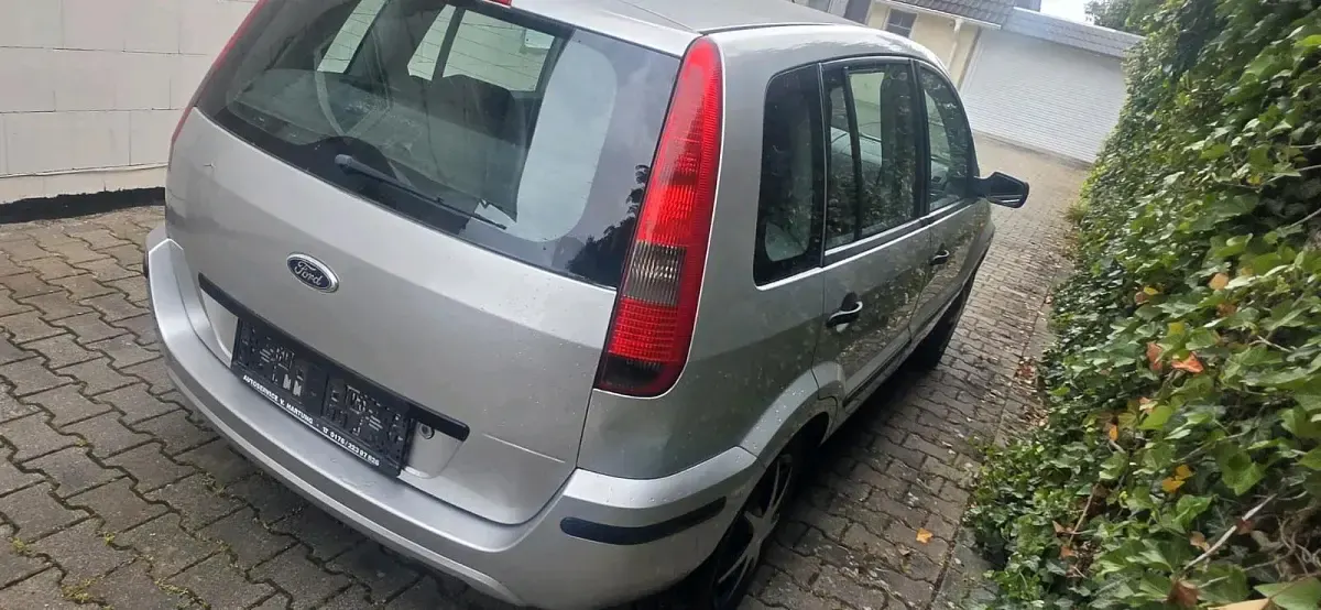 Gebraucht Ford Fusion 80 PS (58 kW) 2003 Silber Kleinwagen